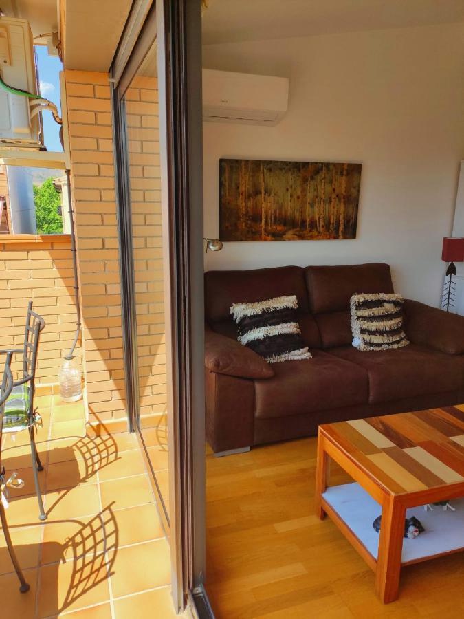 Acogedor Atico Duplex En Tremp Apartment Luaran gambar