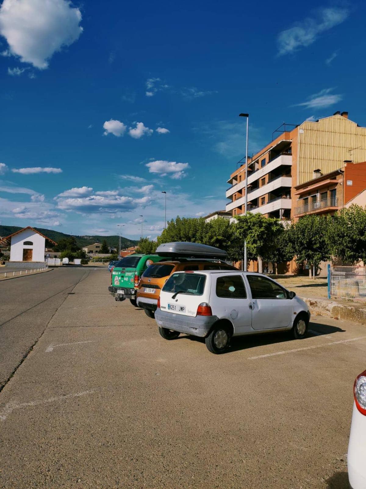 Acogedor Atico Duplex En Tremp Apartment Luaran gambar